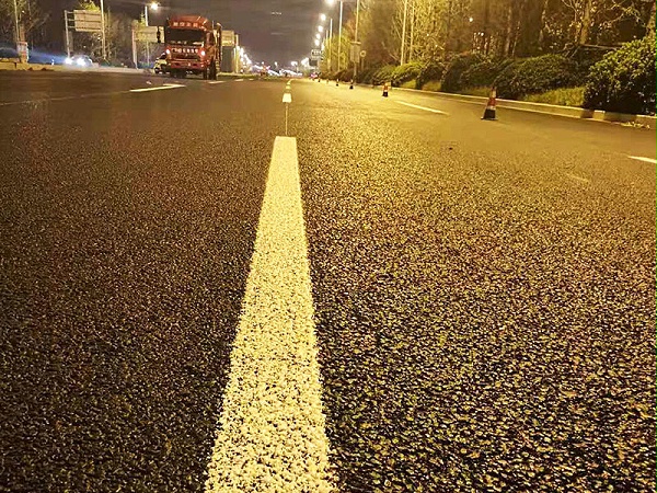 双组份标线涂料,涂料夜间反光,双组份涂料