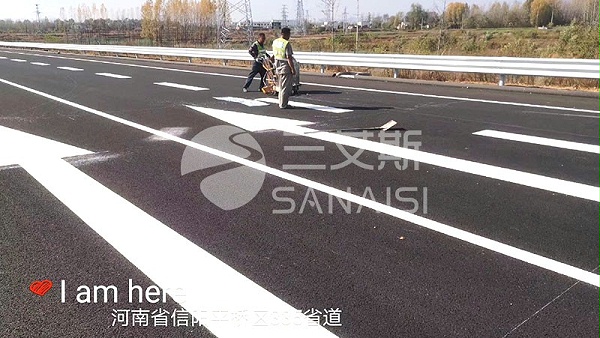 路面缝隙大,热熔标线涂料,热熔标线涂料施工