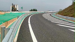 不同类型道路标线涂料价格对比及选购指南