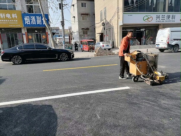 河南三艾斯热熔标线涂料哪家好？优点解析