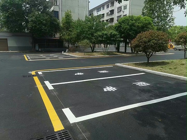 道路热熔标线施工前的现场风险评估与准备要点解析