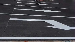 标线热熔涂料与传统溶剂型涂料性能对比研究