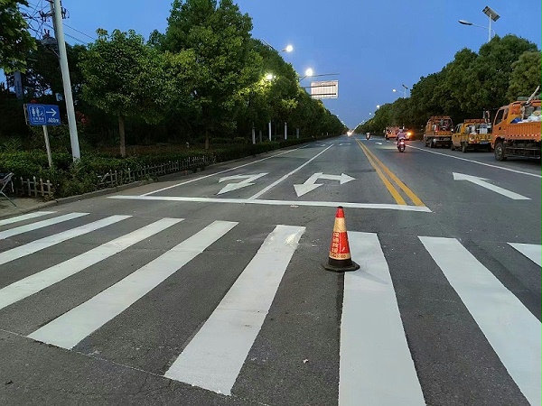 路标线涂料施工,路标线涂料施工问题