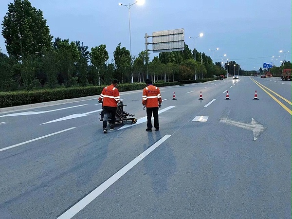 热熔标线涂料,热熔标线涂料应用,道路标线