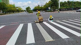 夜间行车安全隐患破解：市政热熔标线逆反射值优化指南