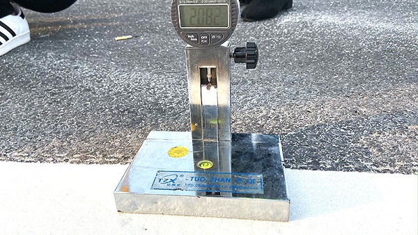 冷漆标线涂料施工,冷漆标线涂料,冷漆标线涂料厚度不足