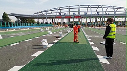 三艾斯彩色防滑路面在郑州南收费站郑港 ETC 专用通道项目中的成功应用