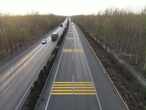 三艾斯助力山西昔榆高速项目，高效完成标线施工