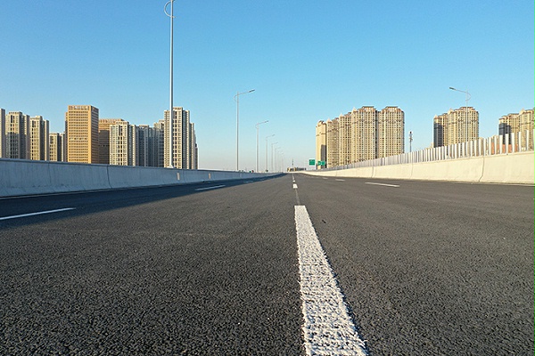 三艾斯双组份标线涂料在郑州市四环线的高效应用