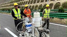 双组份标线涂料施工指南：从配料到固化全流程解析