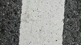 标线涂料的选择：价格 vs 质量如何平衡？