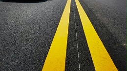 如何选择可靠的热熔标线涂料生产厂家？