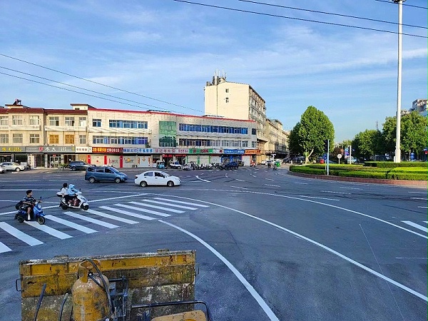 热熔标线涂料,传统标线涂料,热熔标线涂料优势