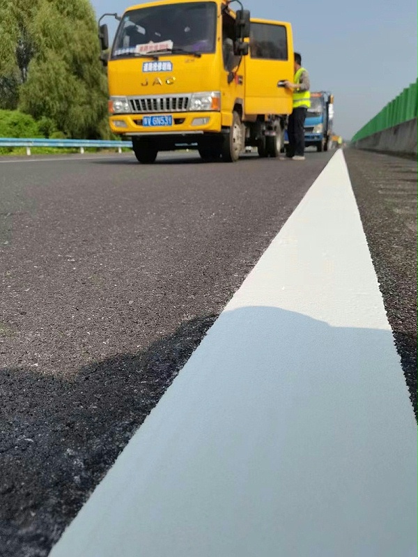 道路标线涂料,道路标线涂料施工,道路标线涂料施工安全