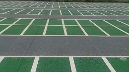 厂家技术指导：彩色防滑路面施工常见问题解决方案
